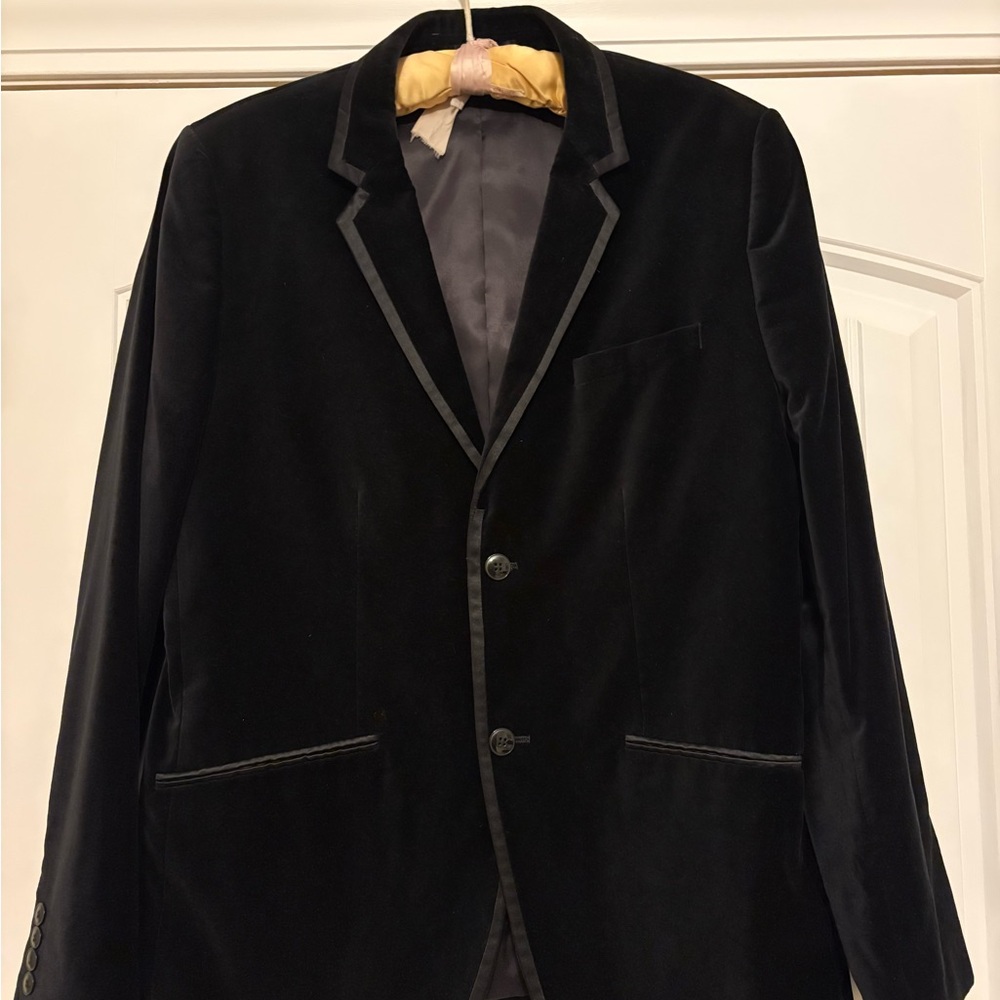 Elegant Ladies Black Velvet Blazer with Satin Piping - Beautifully made!